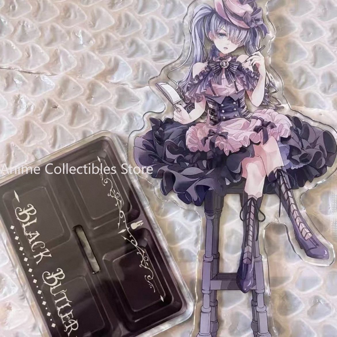 Action Figure Stand - Stand Akrilik Anime Black Butler Model